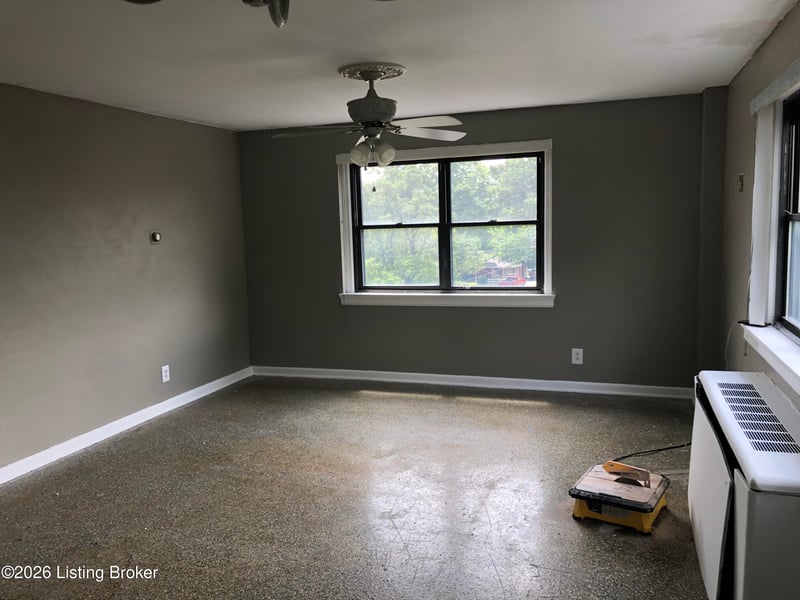 3320 Bardstown Rd #48, Louisville, KY 40218