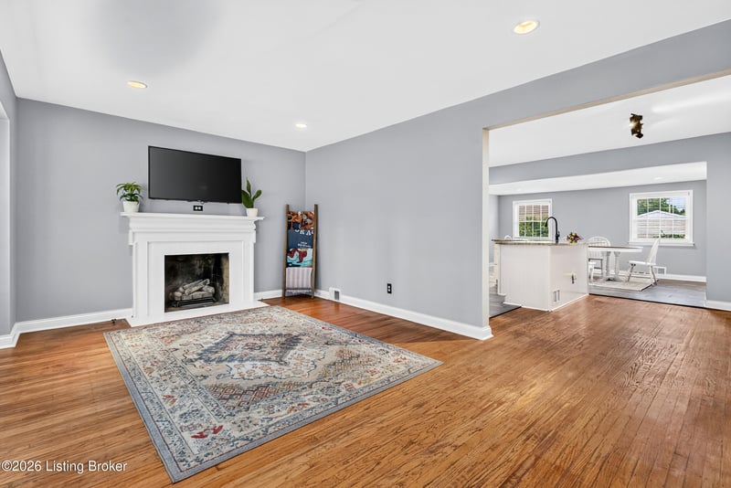 3320 Stratford Ave, Louisville, KY 40218