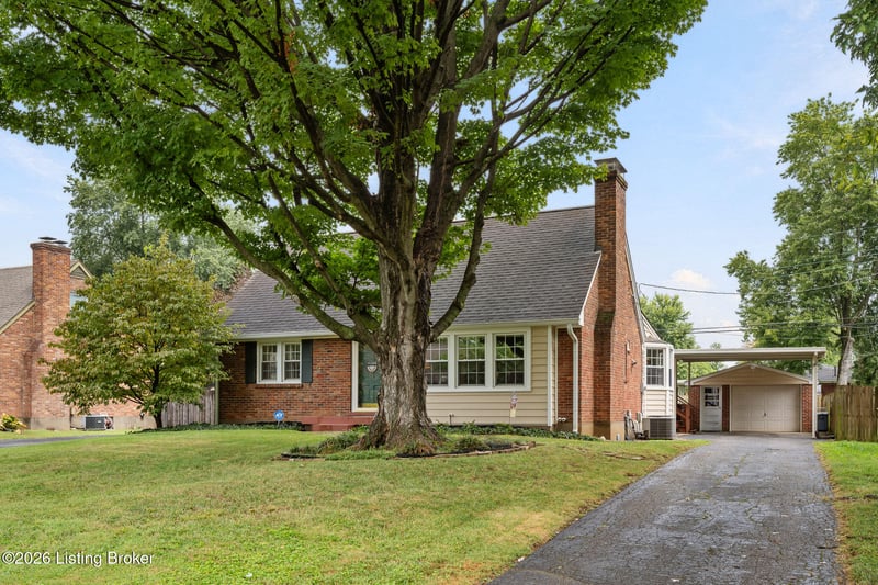 3323 Wellingmoor Ave, Louisville, KY 40218