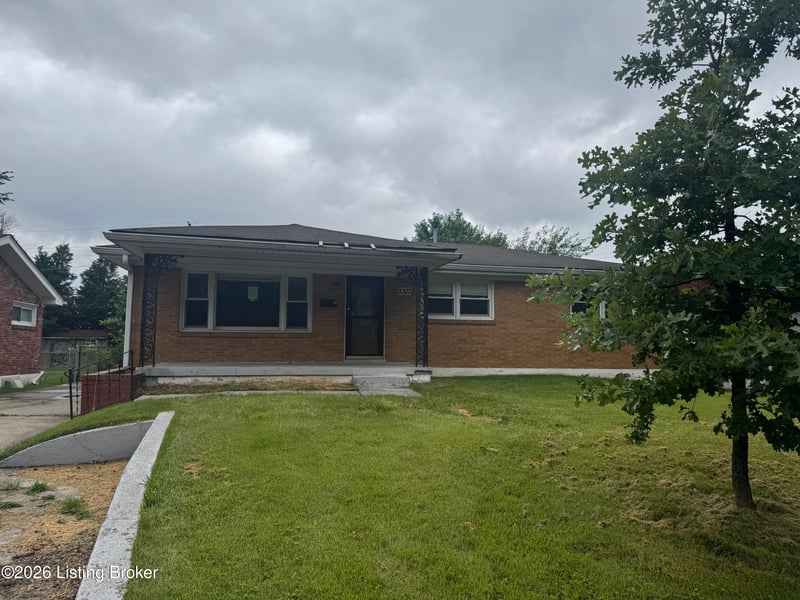 3327 Algonquin Pkwy, Louisville, KY 40211