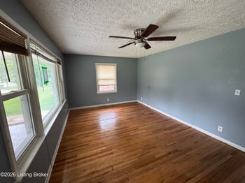 3327 Algonquin Pkwy, Louisville, KY 40211