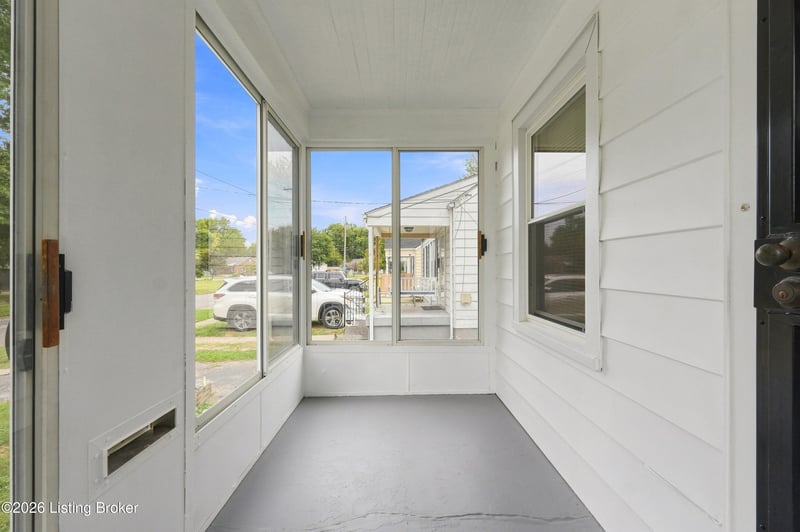 3327 Lester Ave, Louisville, KY 40215