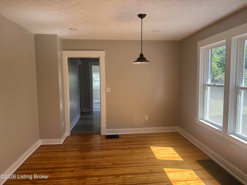 333 Glendora Ave, Louisville, KY 40212