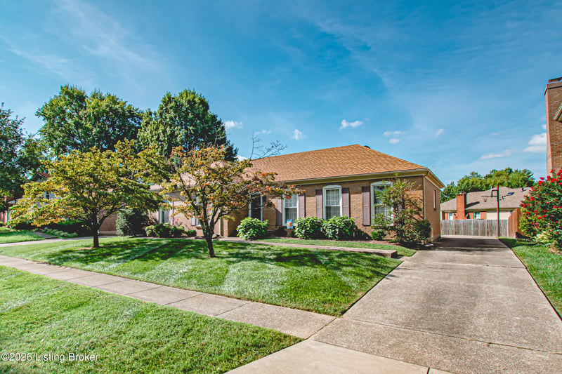 3352 Eastside Dr, Louisville, KY 40220