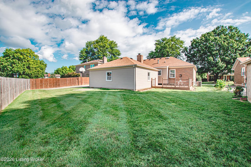 3352 Eastside Dr, Louisville, KY 40220