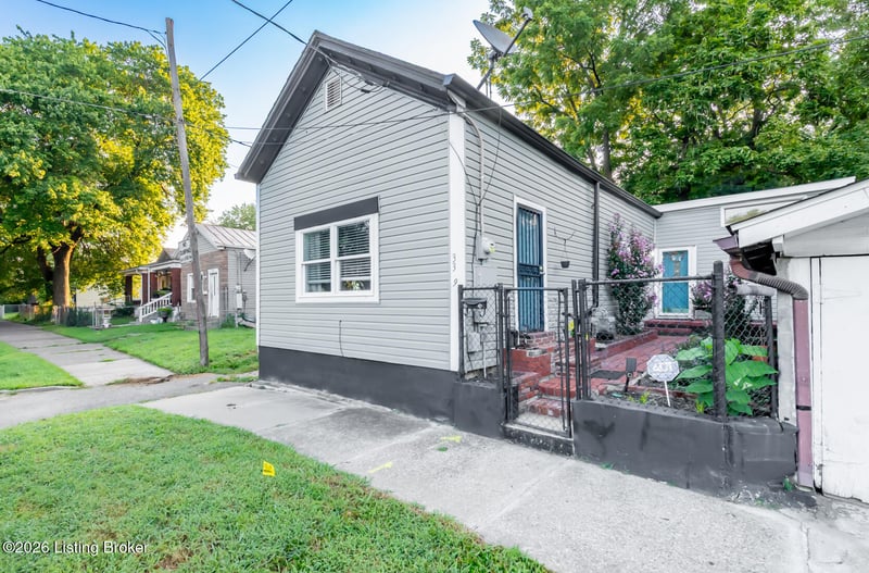 339 N 28th St, Louisville, KY 40212