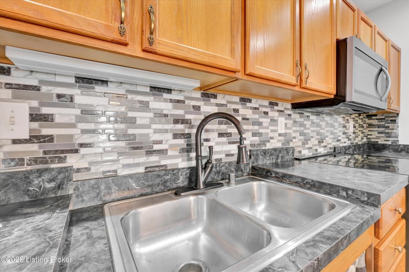 339 S Dorsey Ln, Louisville, KY 40223