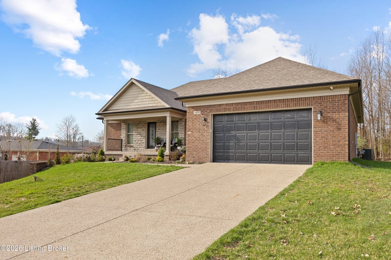 3402 Westhill Cir, Louisville, KY 40214