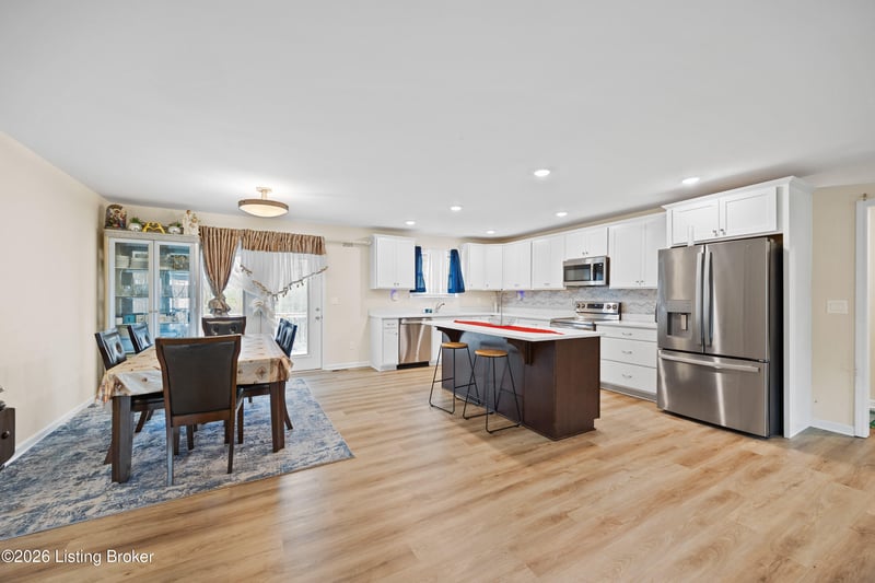 3402 Westhill Cir, Louisville, KY 40214