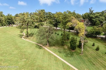 3403 Highland Preserve Way, Louisville, KY 40205