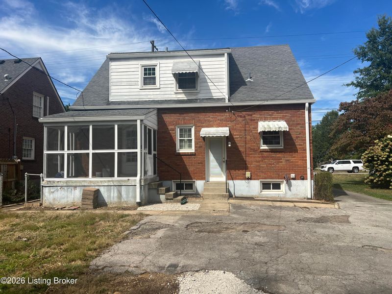 3404 Lexington Rd, Louisville, KY 40207