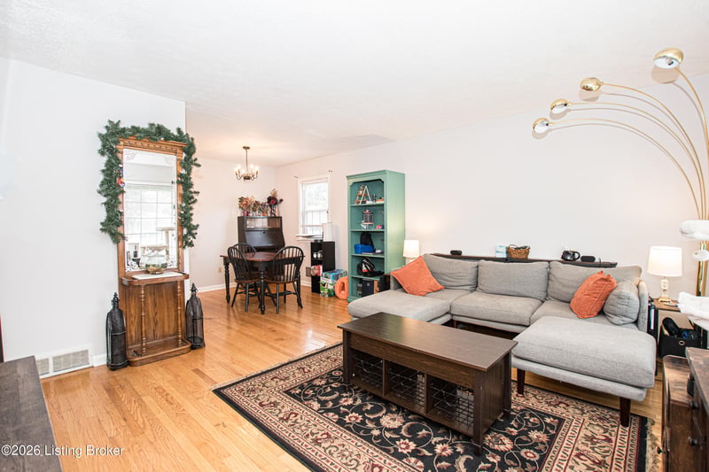 3406 Pineland Dr, Louisville, KY 40219