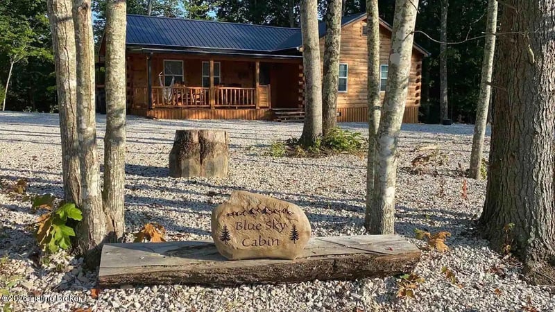 3411 Amos Ridge Rd, Frenchburg, KY 40322
