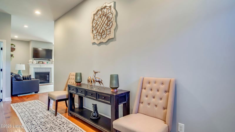 3412 Stony Farm Dr, Louisville, KY 40299