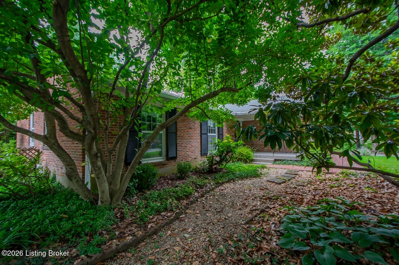 3414 Barbour Ln, Louisville, KY 40241