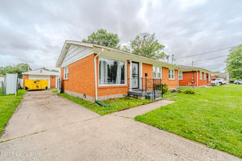 3416 E Indian Trl, Louisville, KY 40213