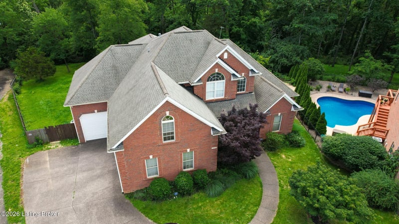3416 Tucker Wood Ln, Louisville, KY 40299
