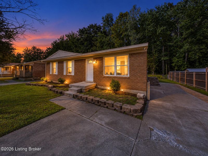 3419 Bonaventure Blvd, Louisville, KY 40219