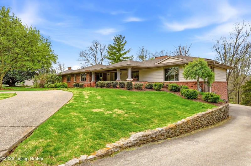 3419 Mt Rainier Dr, Louisville, KY 40241