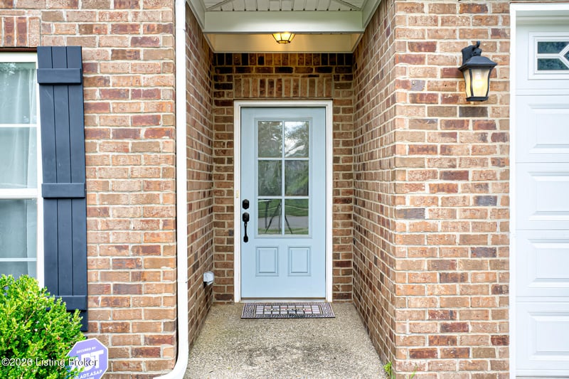 3420 Stara Ct, Louisville, KY 40299