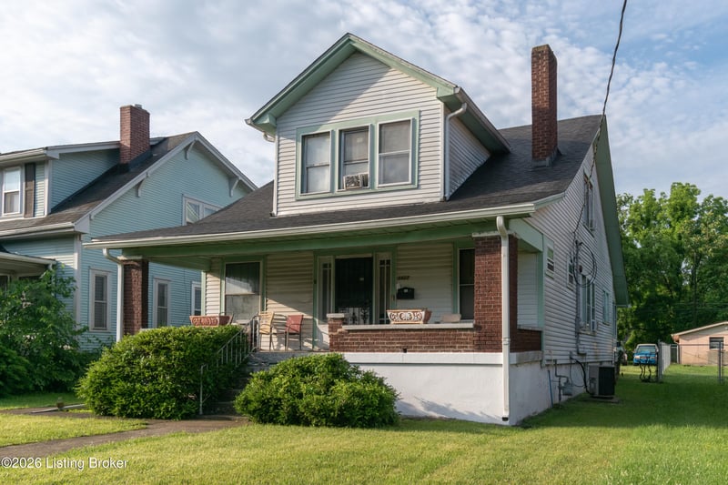 3422 River Park Dr, Louisville, KY 40211
