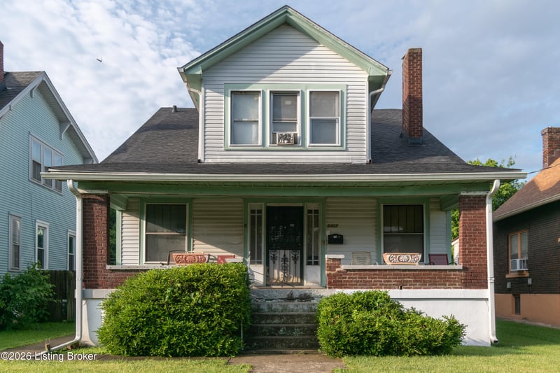 3422 River Park Dr, Louisville, KY 40211