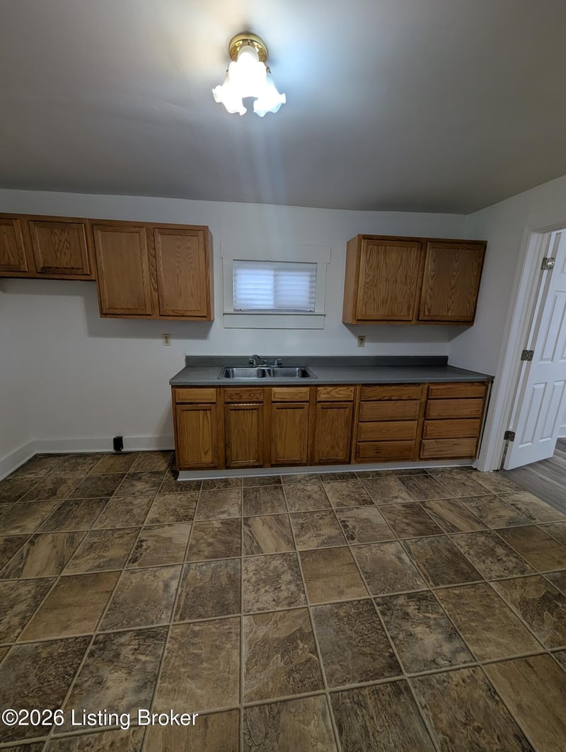 3423 Virginia Ave, Louisville, KY 40211