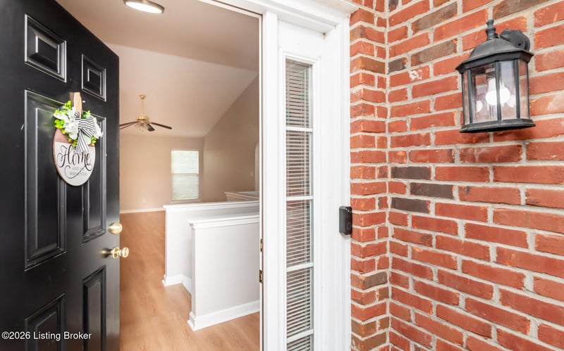 3425 Stony Farm Dr, Louisville, KY 40299