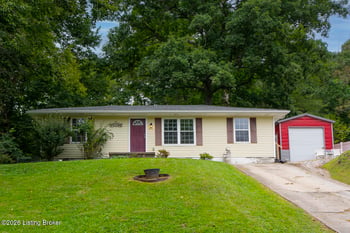 344 Lake Elmo Rd, Brooks, KY 40109