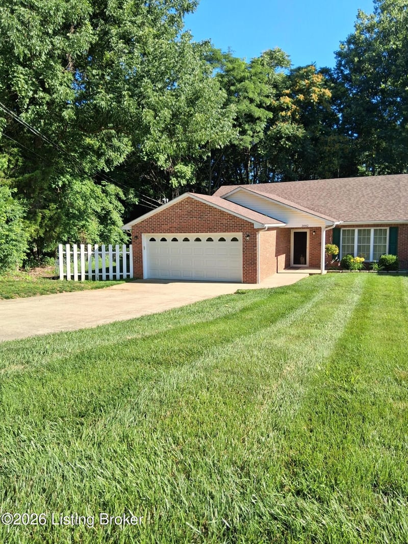 3440 Doe Valley Pkwy, Brandenburg, KY 40108