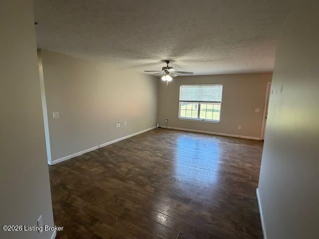 345 Kaylyn Dr, Elizabethtown, KY 42701