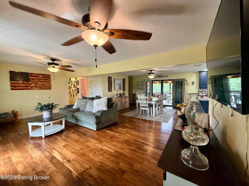 345 Poplar Flat Rd, Bardstown, KY 40004