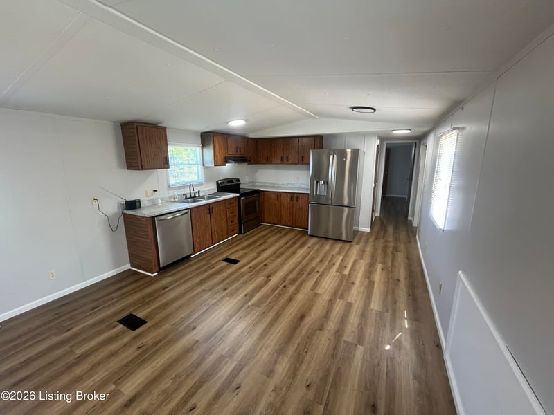 345 Viers Ln, Vine Grove, KY 40175