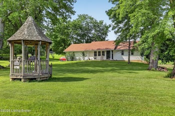 348 W Beech Grove Rd, Lebanon Junction, KY 40150