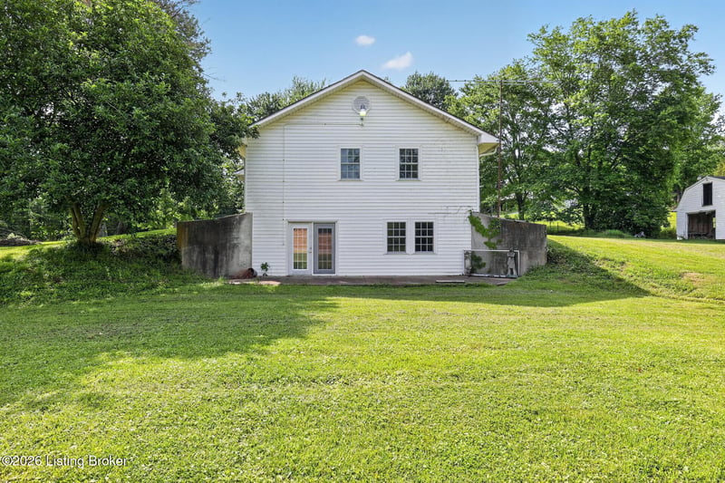 348 W Beech Grove Rd, Lebanon Junction, KY 40150