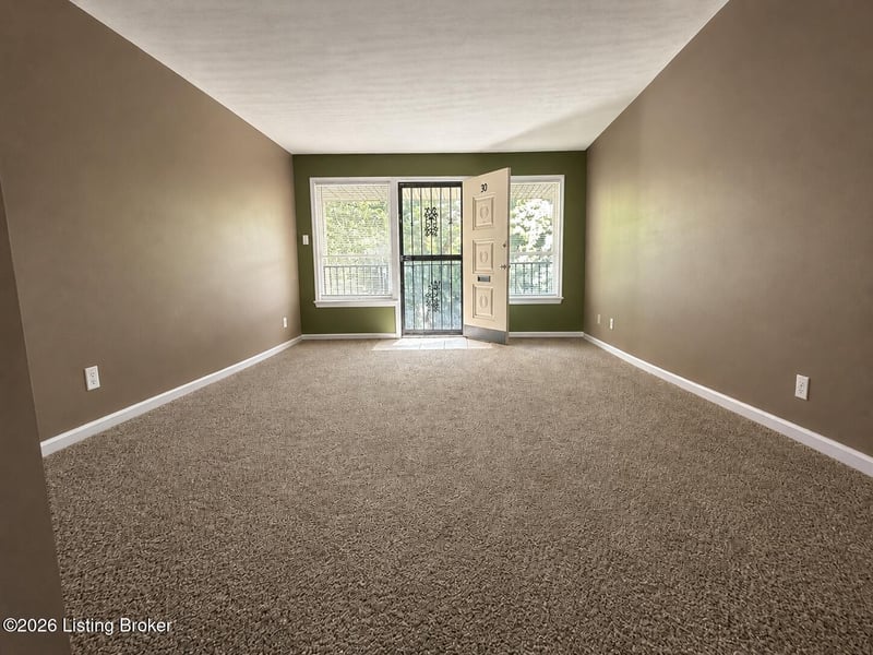 3501 Paragon Ct #30, Louisville, KY 40218