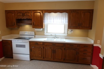 3503 Fernheather Dr, Louisville, KY 40216