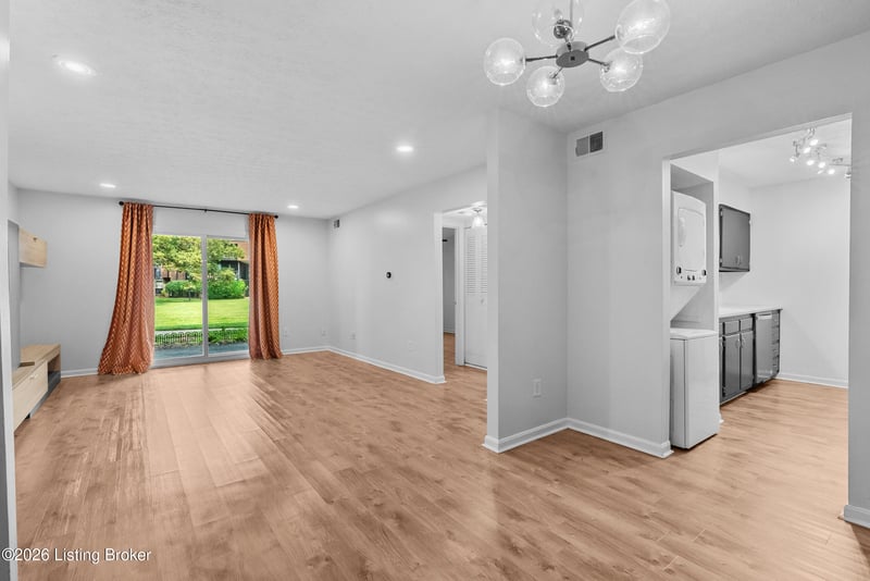 3504 Lodge Ln #APT 131, Louisville, KY 40218