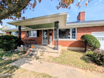 3505 Janell Rd, Louisville, KY 40216