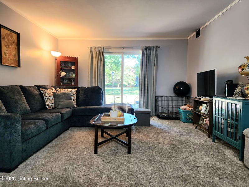 3505 Lodge Ln #112, Louisville, KY 40218