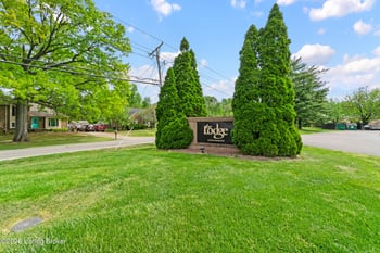 3505 Lodge Ln #210, Louisville, KY 40218