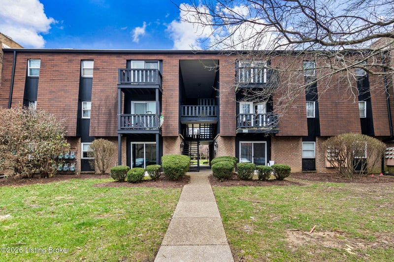 3505 Lodge Ln #APT 212, Louisville, KY 40218