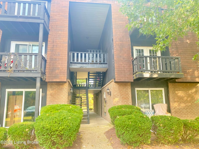 3505 Lodge Ln #APT 311, Louisville, KY 40218
