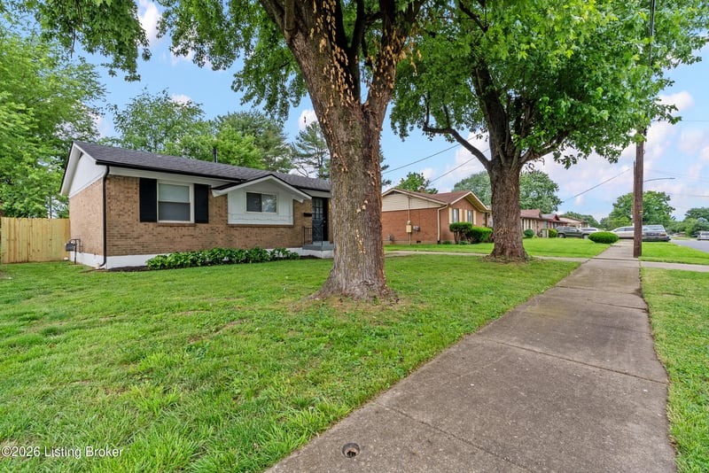 3506 Colmar Dr, Louisville, KY 40211