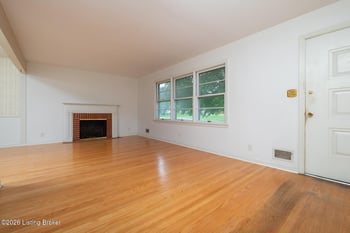 3507 Capri Dr, Louisville, KY 40218