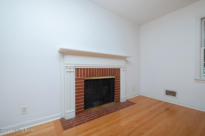 3507 Capri Dr, Louisville, KY 40218