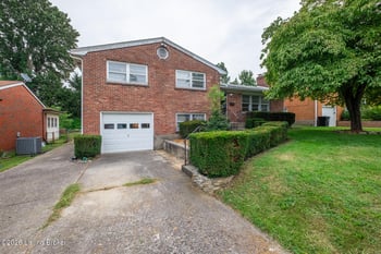3507 Capri Dr, Louisville, KY 40218