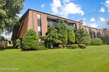 3508 Lodge Ln #123, Louisville, KY 40218