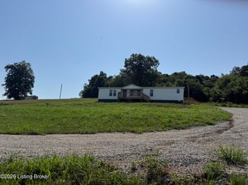 351 Cloverdale Ests Rd, Irvington, KY 40146