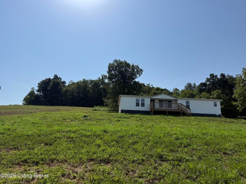 351 Cloverdale Ests Rd, Irvington, KY 40146
